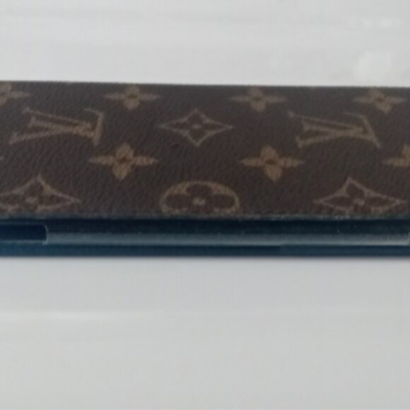 Authentic Louis Vuitton Iphone Case Blue Interior Designer Women's Phone Cover - Picture 11 of 11
